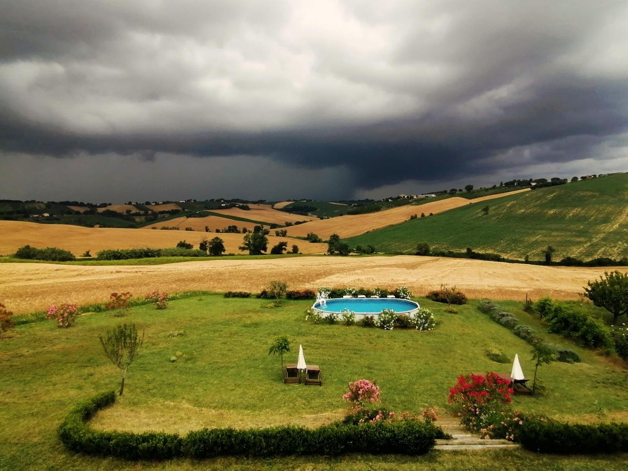 Il Giardino Nella Valle Belvedere Ostrense Buitenkant foto
